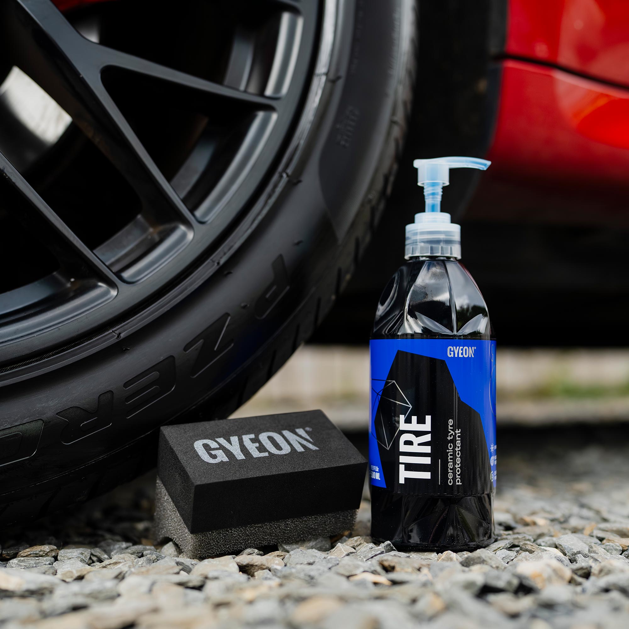 Gyeon Tire Dressing & Gyeon tire dressing applicator next to a alloy wheel